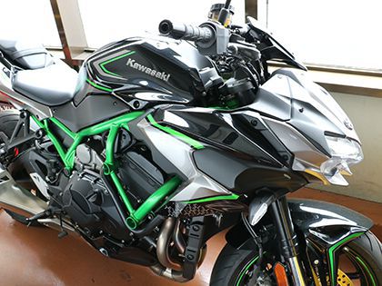 【来校型】Kawasaki ZH2&Z900整備体験!! のイメージ