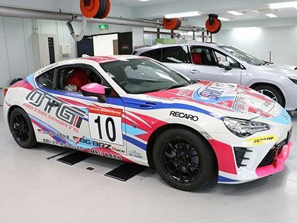 【来校型】一級特別メニュー ポルシェ＆86メンテナンス体験 のイメージ