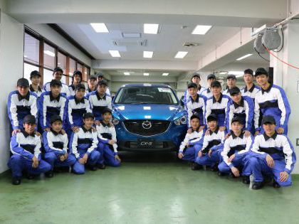 【来校型】国際自動車整備科(留学生) のイメージ