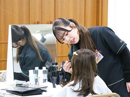 【来校型】大人気！手作りコスメ（チーク） のイメージ