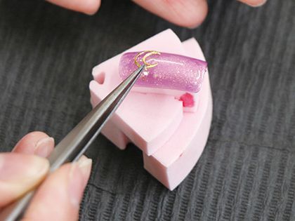 【来校型】パーツ乗せ放題★ネイルアート体験 のイメージ