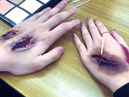 【来校型】ハロウィン先取り！傷メイクを学ぼう！ のイメージ